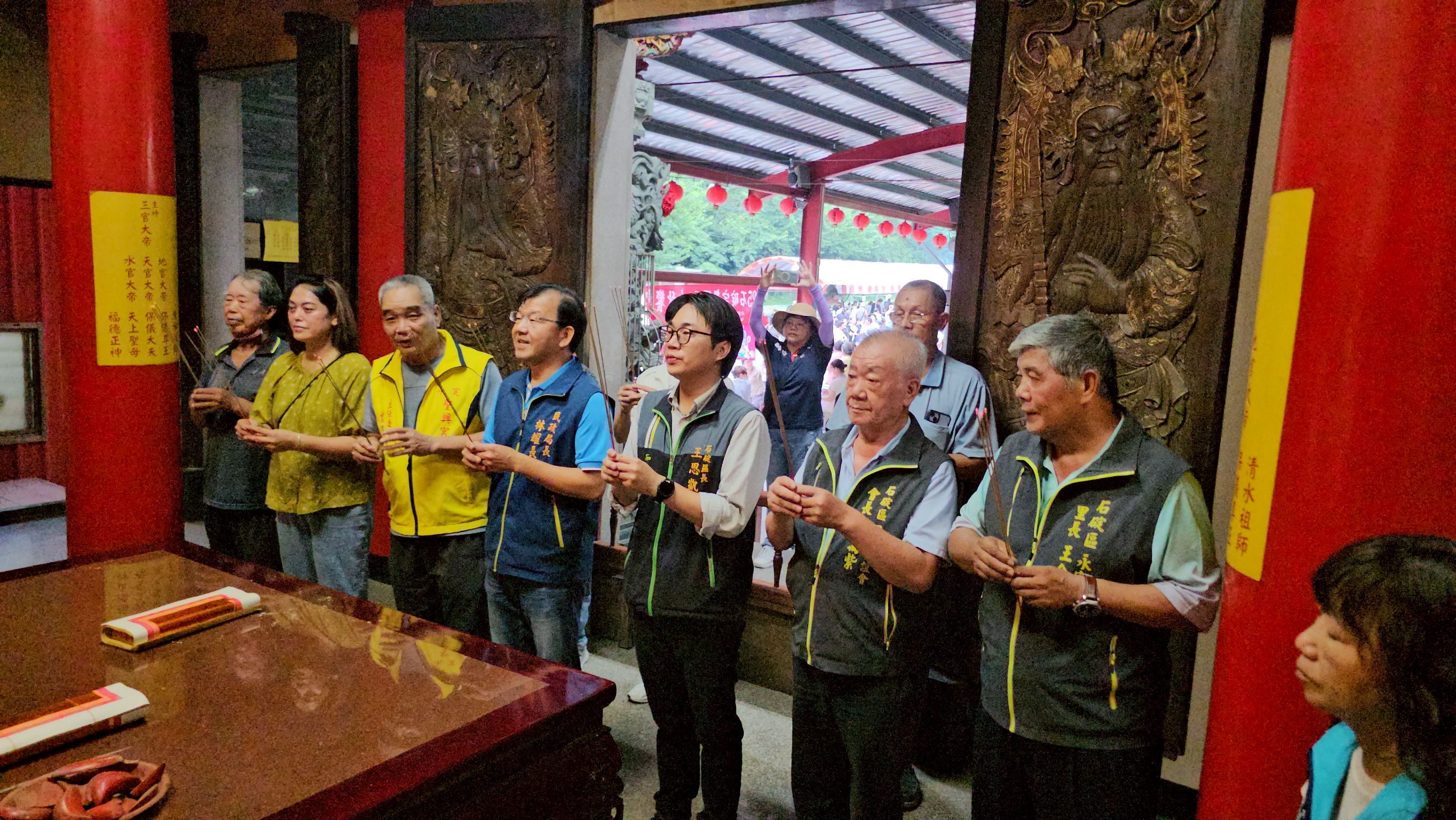 2025石碇宗教園區-中秋饗宴-1(共14張照片)